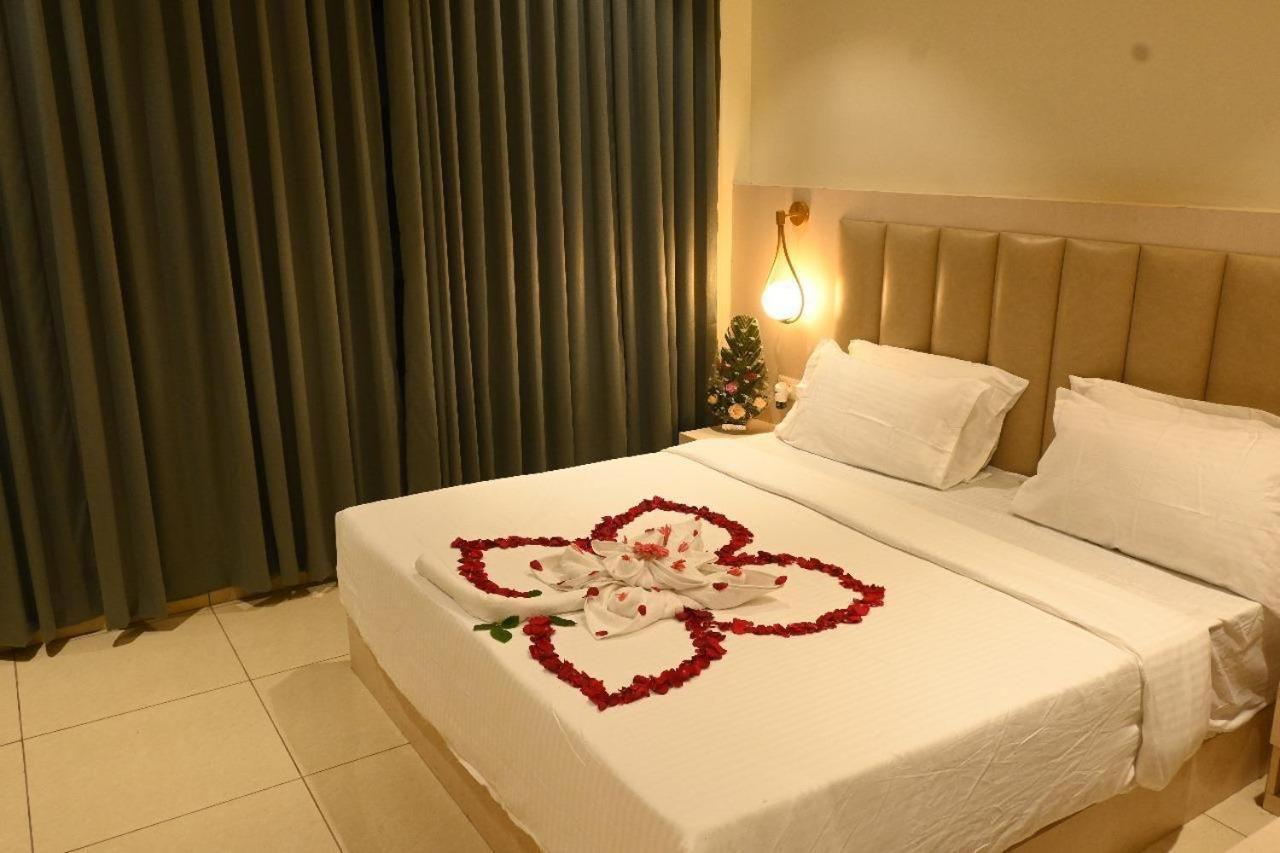 Hotel Shree Ji Inn Raipur  Exterior photo